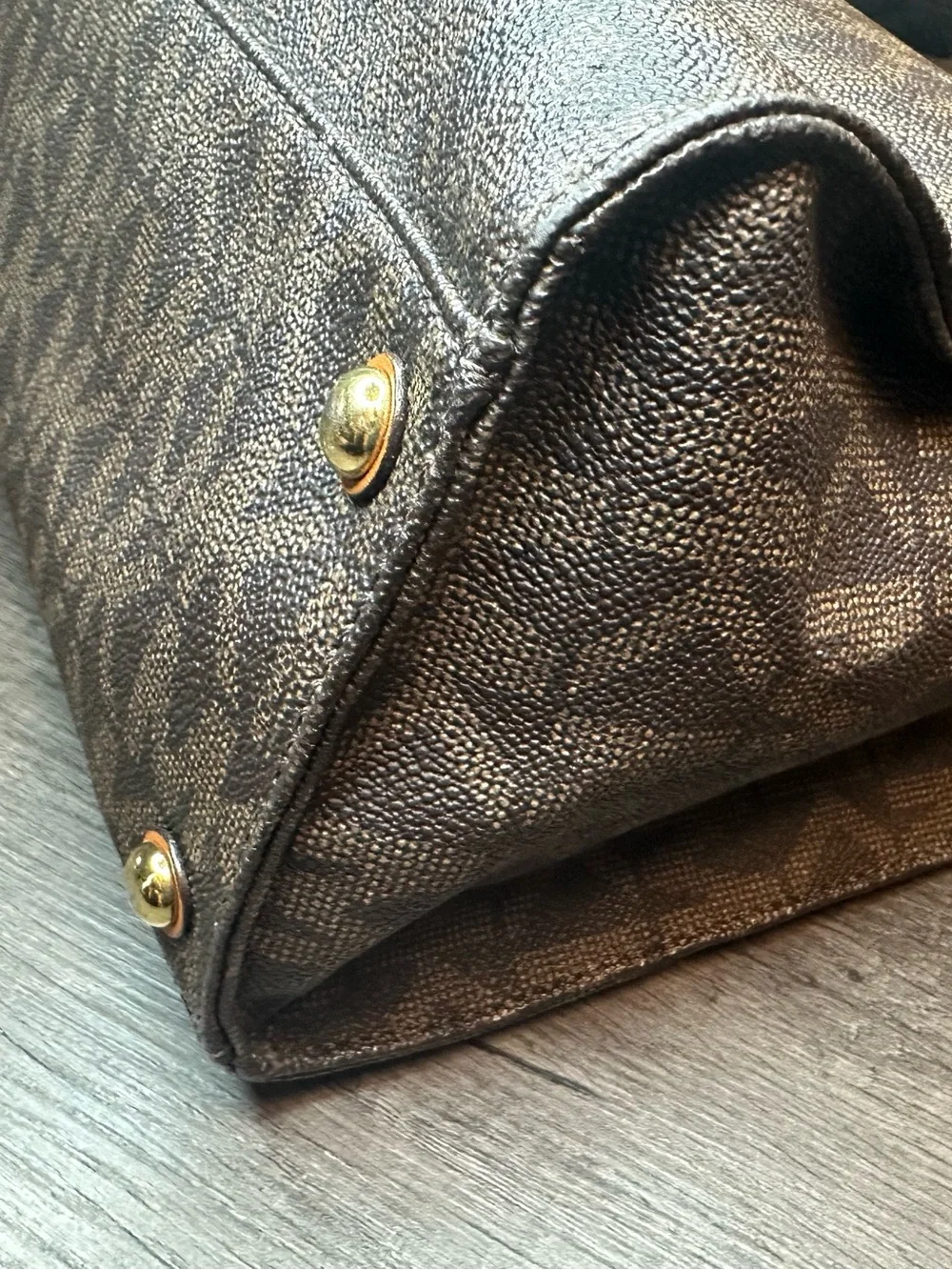Michael Kors Hamilton Large Satchel/Tote.